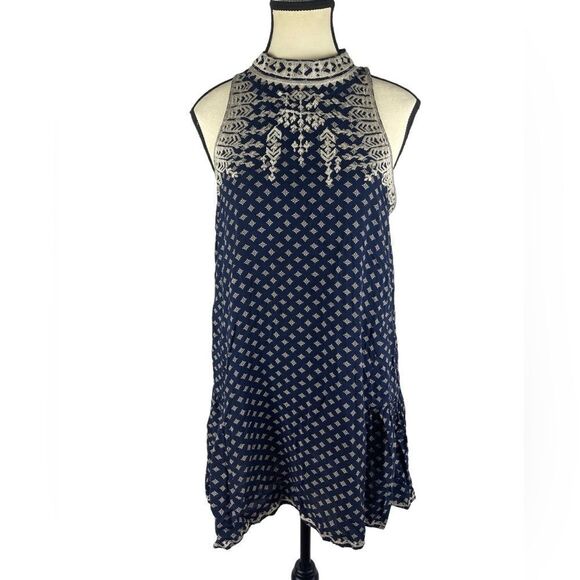 THML sleeveless embroidered halter shift mini  dress tunic navy blue &cream sz M - Picture 1 of 8
